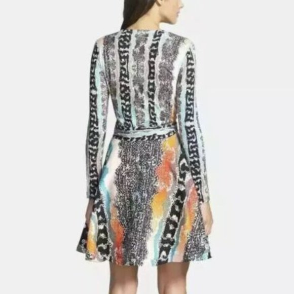 NEW DVF Diane von Furstenberg AMELIA Desert Python Camo Wrap Dress Size 6 - Picture 2 of 3